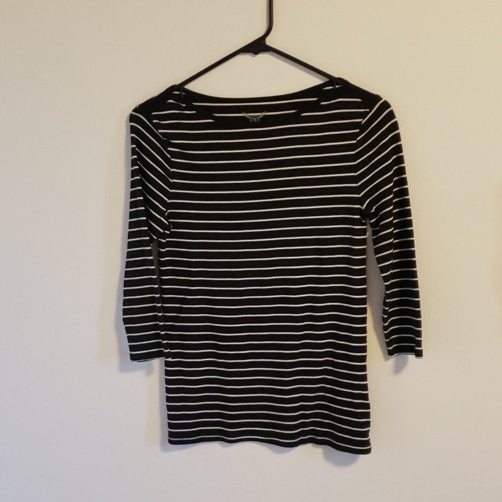 Boatneck three quarter sleeve striped top
